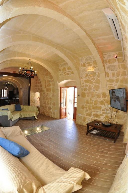 Mikiel U Rosa Holiday Farmhouse With Large Private Pool Zebbug  Buitenkant foto